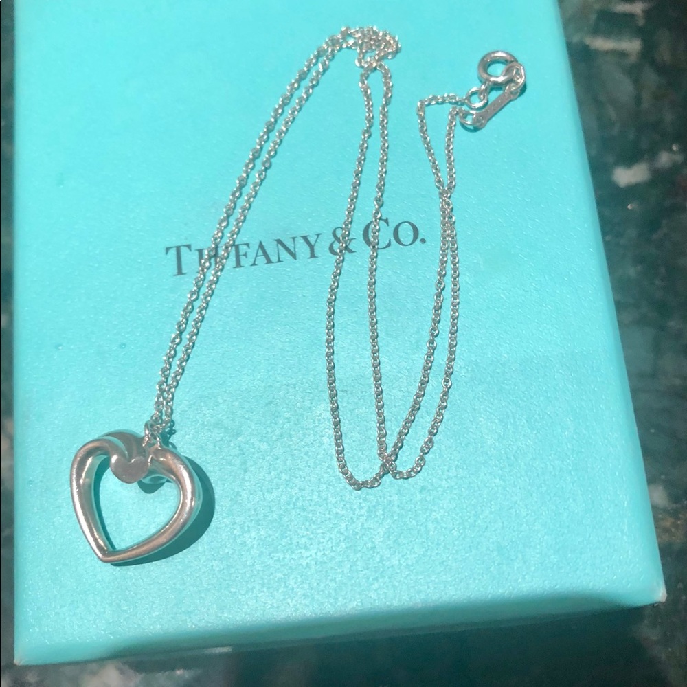 Tiffany&Co Paloma Picasso vintage heart necklace